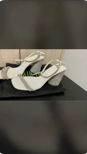 Sandália Santa Lolla