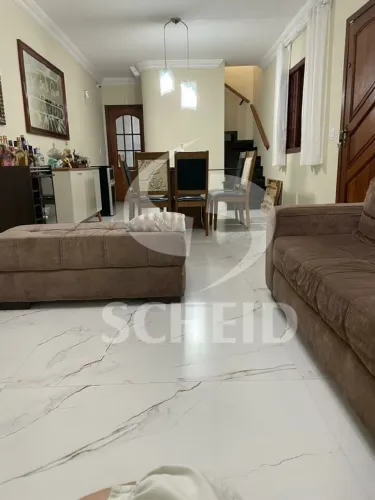 OPORTUNIDADE NO JARDIM CONSÓRCIO: Duas casas no mesmo terreno com 270m² de área construída