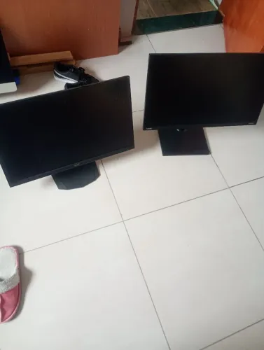 2 telas caras sem funcionar