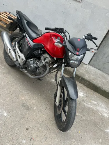 Titan 2017 filé 6.800