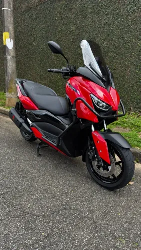 Yamaha XMAX 2024
