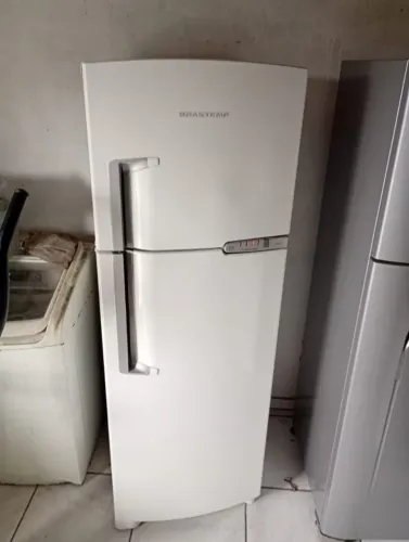 GELADEIRA BRASTEMP FROSFEE DÚPLEX MUITO NOVA DOU GARANTIA DE 3'MESES FAÇO A ENTREGA