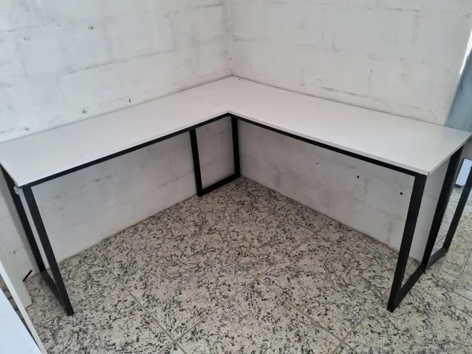 Mesa em L