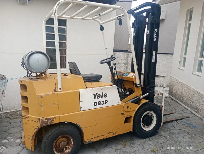 Empilhadeira YALE