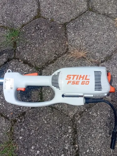 Roçadeira Sthil FSE 60 + Extensão (20m)