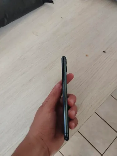 iPhone 11 Pro Max em excelente condições