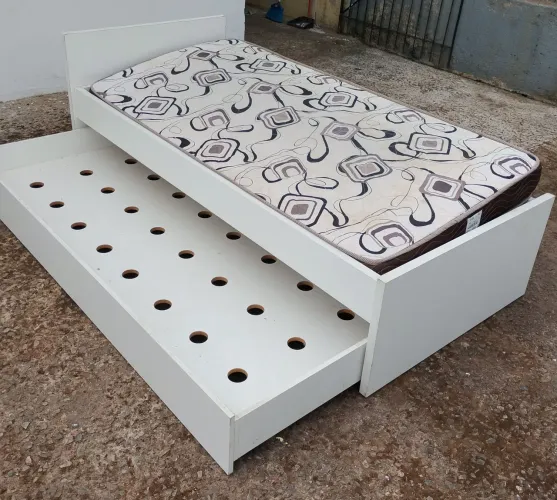 Cama, cama auxiliar MDF