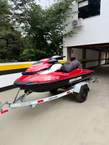 Jet ski sea doo 130 GTI SE