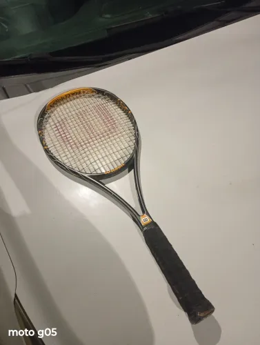 Raquete Wilson semi-nova