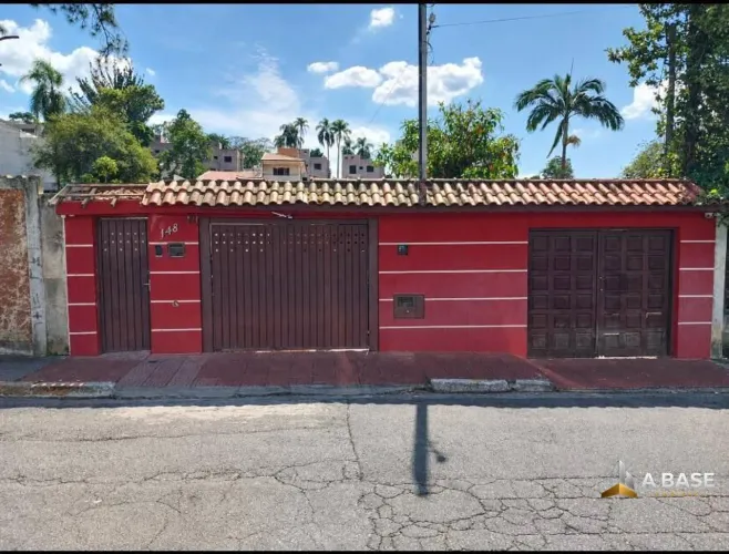 Casa com 4 dormitórios à venda, 435 m² por R$ 1.250.000 - Tremembé - São Paulo/SP