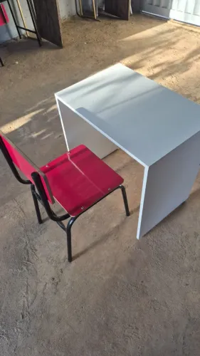 Mesa escolar infantil 