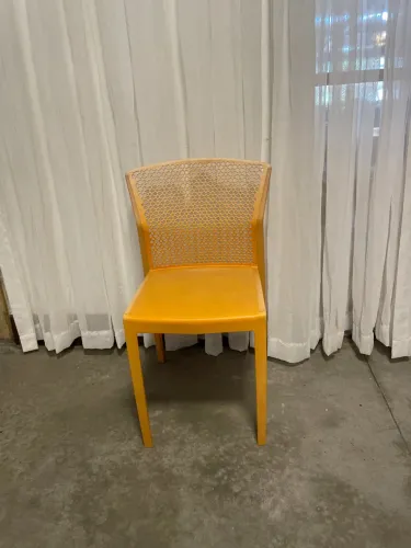 Vendo 100 Cadeiras Deluxe