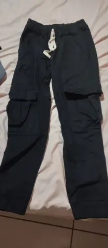 Calsa cargo 8 anos nunka usada comprou mas não serviu leia