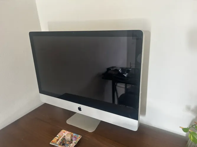 Vendo imac 2011 com defeito 