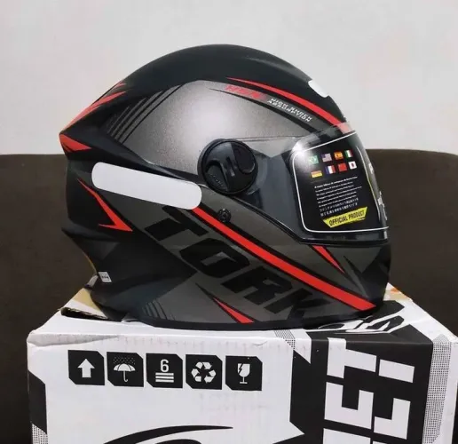 Capacete R8 pro tork NOVO!!!!