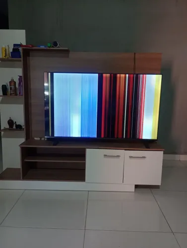 Estante com tv 50 pl tv pra concerto