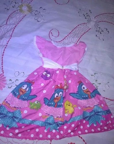 Vestido galinha pintadinha