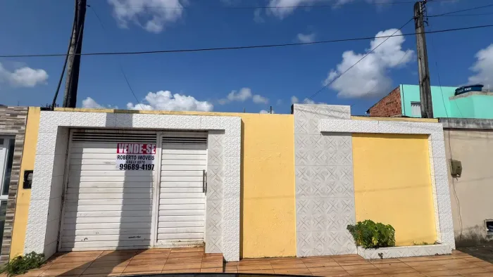 VENDO EXCELENTE CASA CONDOMÍNIO RECANTO DAS CORES