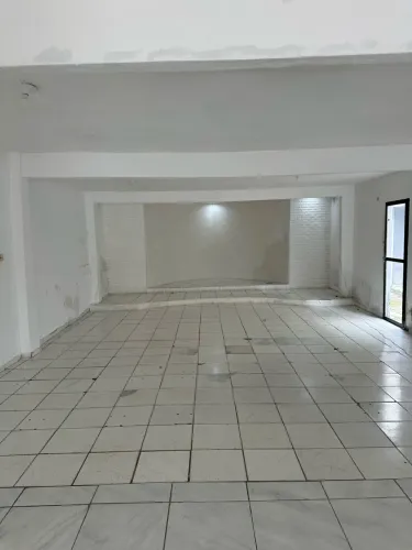 ALUGA-SE PONTO COMERCIAL NO GEISEL