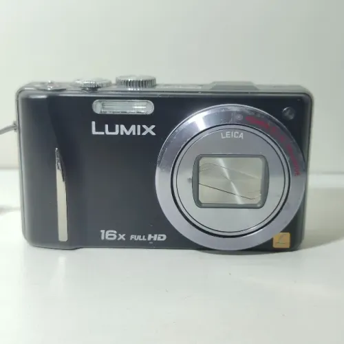 Câmera Digital Panasonic Lumix DMC-TZ20 14.1MP 16x GPS Full HD Preta + Acessórios