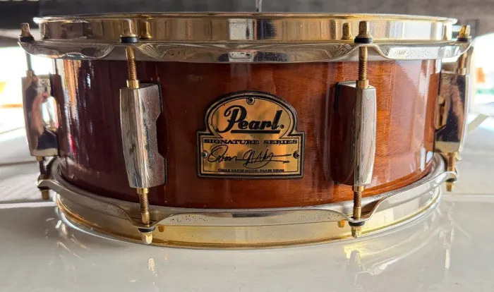 Caixa Pearl Omar Hakin 13x5