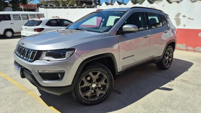Jeep Compass Longitude 2.0 4X4 Dies. 16V Aut. 2019