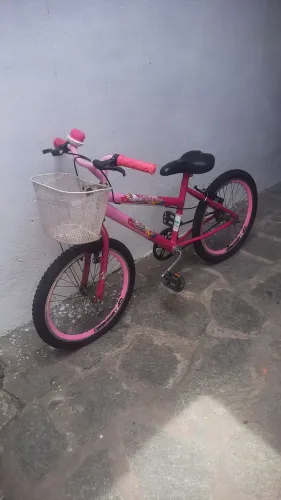 Pra vender hoje a bicicleta está em estado de mova !