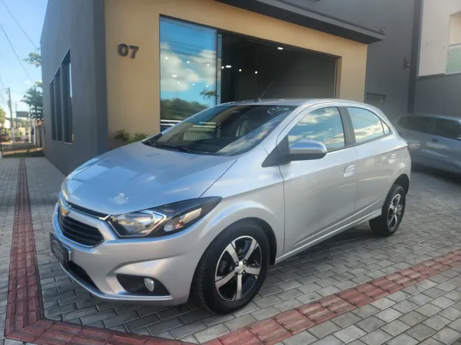 Chevrolet Onix Hatch LTZ 1.4 8V Flex Mec. 4P 2018
