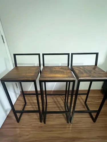 Jogo 3 Banqueta Alta Balcão Bistrô Preta Confort Industrial Premium Imbuia