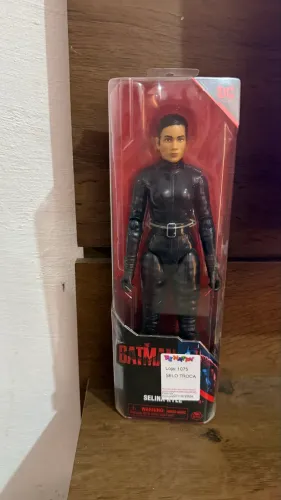 Boneco Selina KYLE Articulado 30CM THE Batman o Filme SUNNY 2913