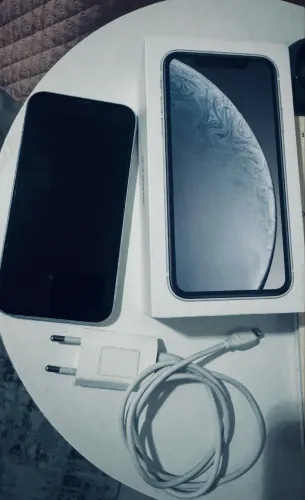 iPhone XR 64G