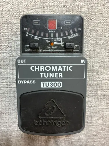 Pedal Afinador Behringer TU300 Chromatic Tuner Original