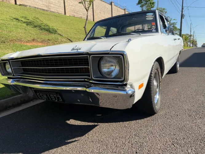 Dodge Dart Sedan Luxo 1973