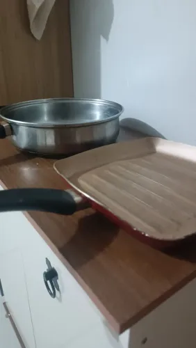 Duas Frigideira Grelhados