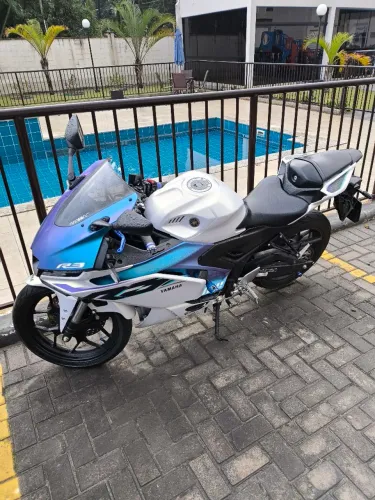 Yamaha R3 - Moto impecável