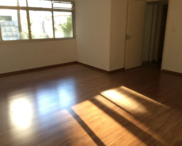 Apto locação - 2 dor , 1 vaga , 89m² - lazer com academia e salão festas - 1 quadra da Av 