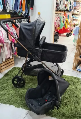 Vendo carrinho Moisés