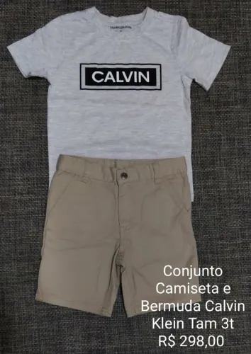 Conjunto de camiseta + bermuda social bege -marca Calvin Klein Jeans - tamanho 3 R$ 298,00