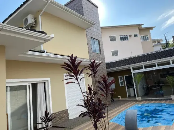 Pedra Branca Casa de 4 Dormitórios suíte Master Piscina