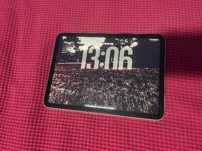 iPad 11ª Geração A16 128GB + Capa Teclado + Capa + Caneta 