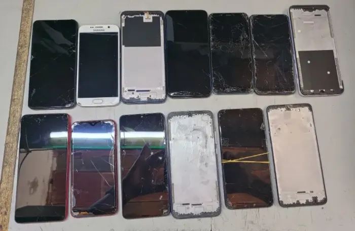 Lote de celulares Samsung , Motorola e Xiaomi com defeito