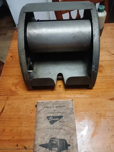 miniografos da decada de 1900  obs.fantando a manivela  venda no estado  [Decoração]