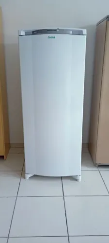 Vendo geladeira consul frosfrre semi nova ainda com manual