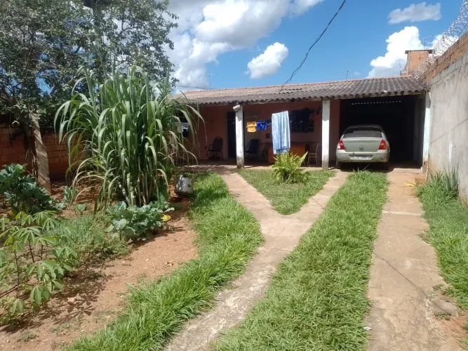 Vende-se casa no Nova zuleika