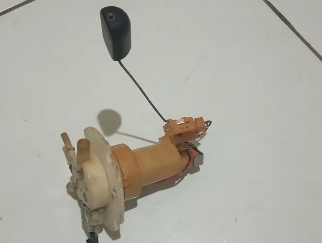Bomba de combustível da Titan 150 mix