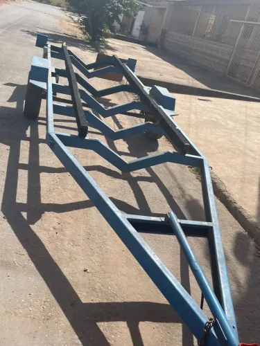 Carreta Reboque para Barco até 5 Metros 