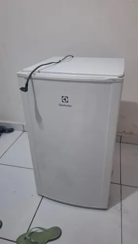 Frigobar Electrolux