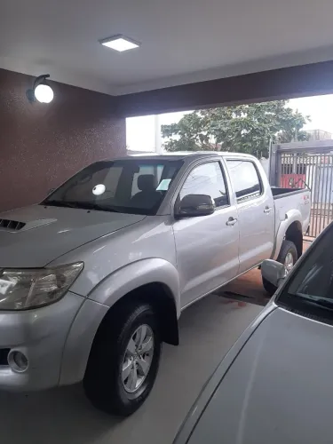 Toyota Hilux CD SRV D4-d 4X4 3.0 TDI Diesel AUT 2014