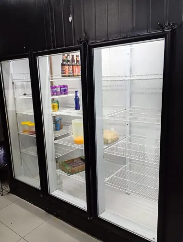 Câmara Fria estilo geladeira/cervejeira