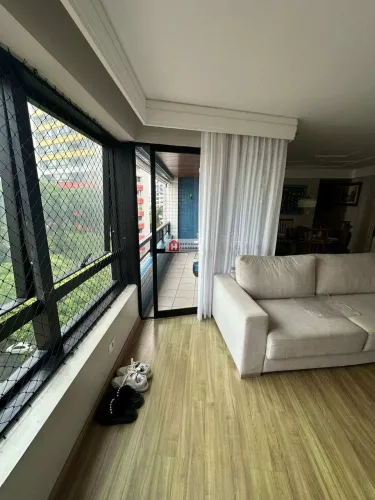 Apartamento para alugar em Recife, Casa Amarela, com 3 quartos, 115m² Semi-mobiliado